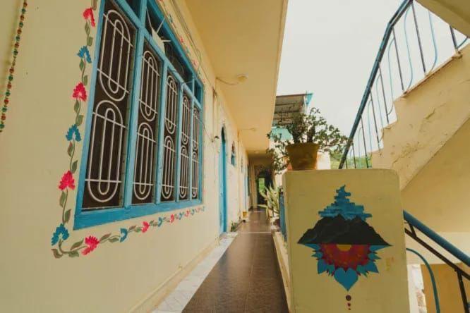 One Light Hostel 布什格尔 外观 照片