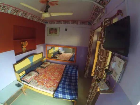 One Light Hostel 布什格尔 外观 照片
