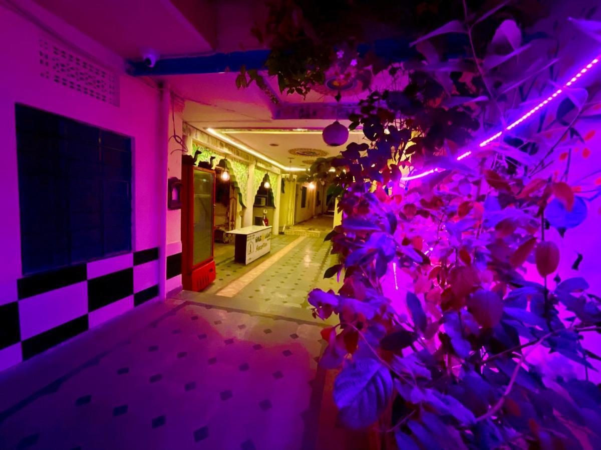 One Light Hostel 布什格尔 外观 照片