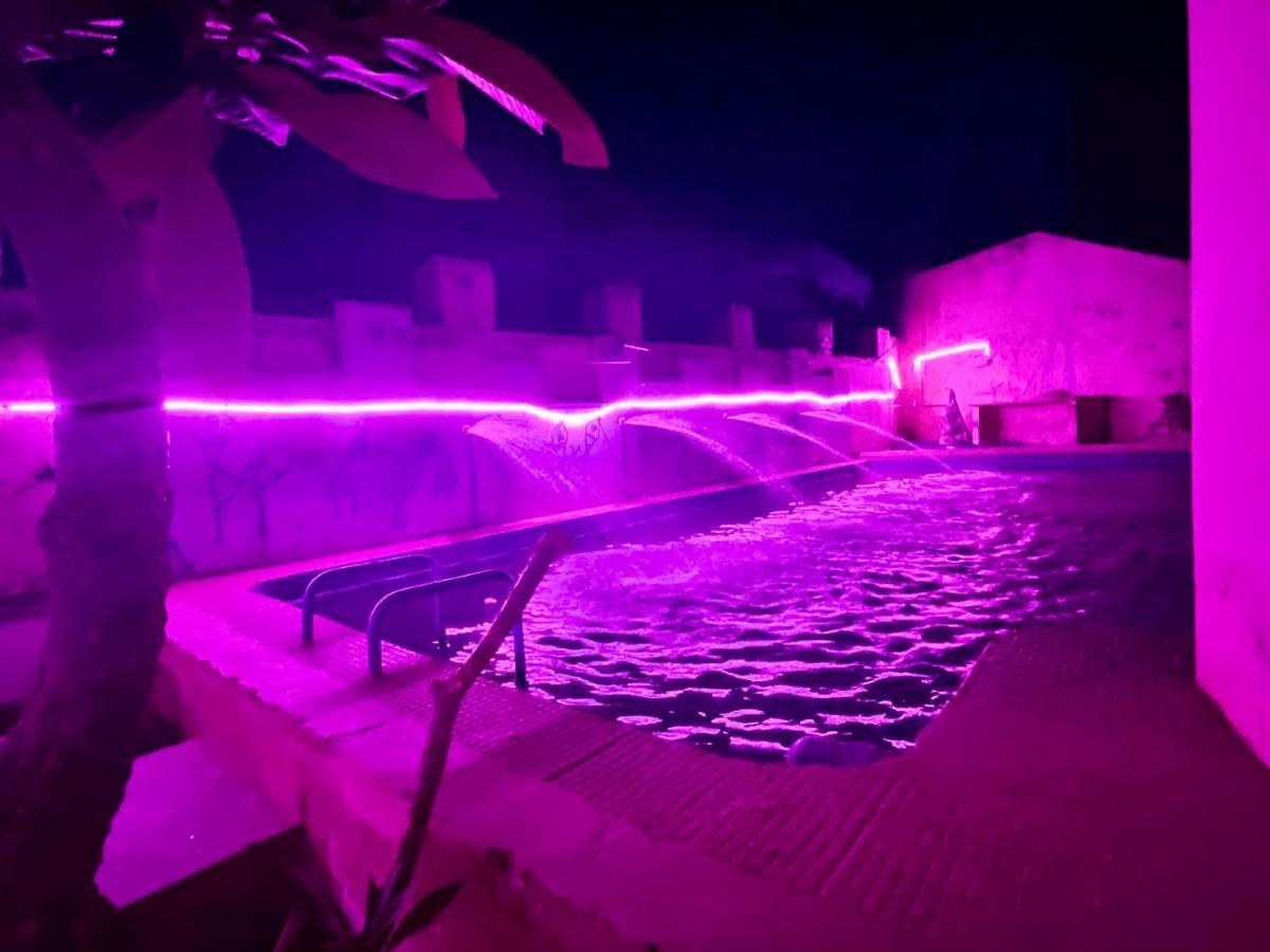 One Light Hostel 布什格尔 外观 照片